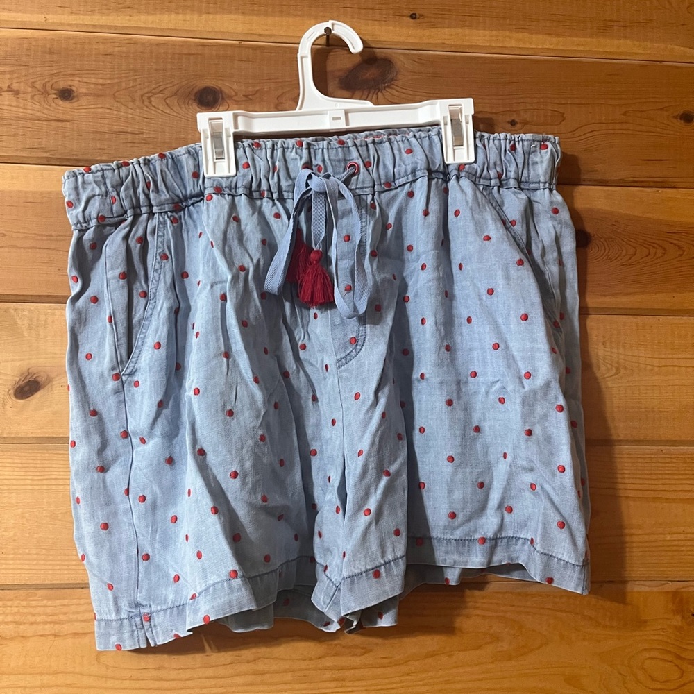 Matilda Jane shorts size large